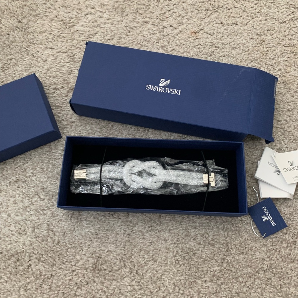 Swarovski Stardust knot bracelet